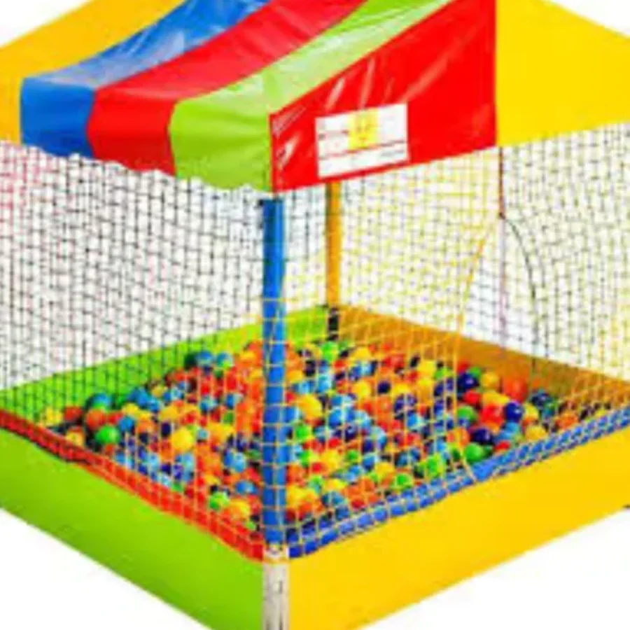 Piscina de bolinhas 1,5x1,5 inflável colorida para festas em São Paulo